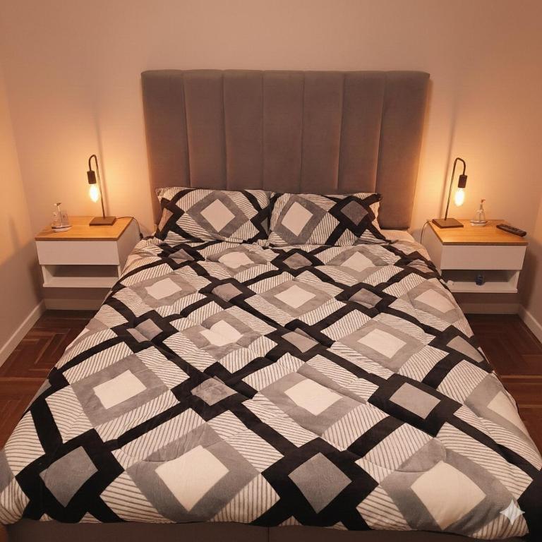 Deluxe Concordia Centro - Two-Bedroom Apartment - 7