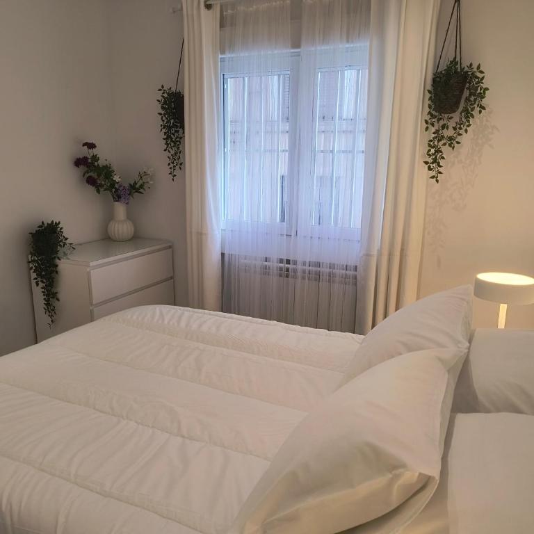 Para familias o grupo de amigos - BARRIO DE LAS LETRAS - MADRID CENTRO - Two-Bedroom Apartment - 4