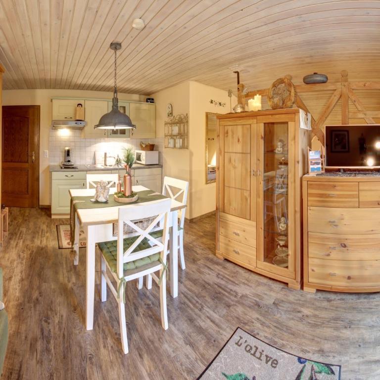 Gästehaus Barbara Schwaiger - Chiemgau Karte - Apartment mit 1 Schlafzimmer - 3