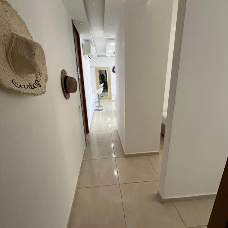 El encanto de Cartagena - Three-Bedroom Premium Apartment with Balcony - 13