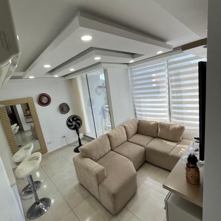 El encanto de Cartagena - Three-Bedroom Premium Apartment with Balcony - 12