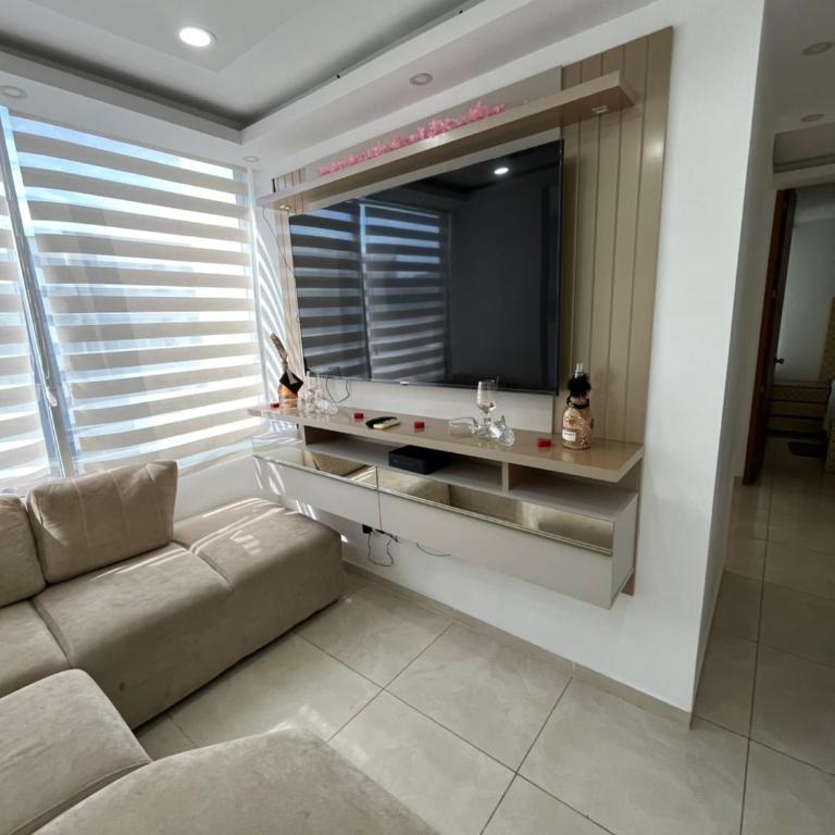 El encanto de Cartagena - Three-Bedroom Premium Apartment with Balcony - 6