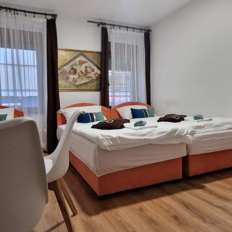 Apartmani Guma Mostar - Triple Room with Private Bathroom - 3