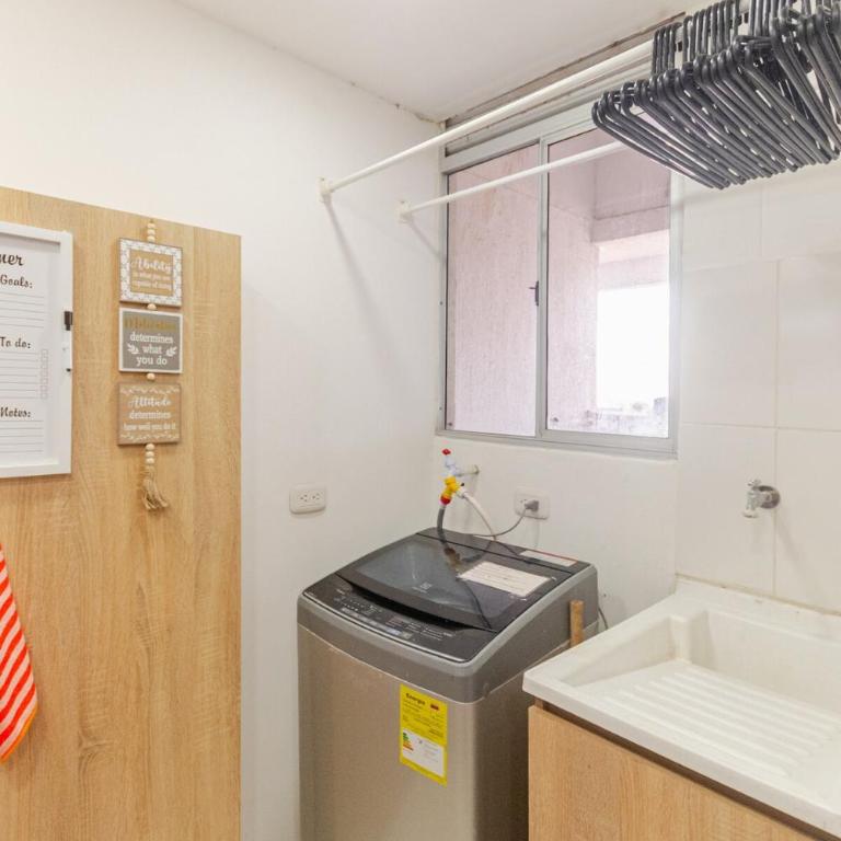 Business Stay More30Days Fast WiFi Premium Comfort - Two-Bedroom Apartment - 50