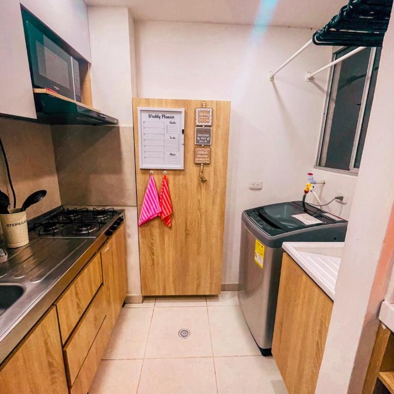 Business Stay More30Days Fast WiFi Premium Comfort - Two-Bedroom Apartment - 68