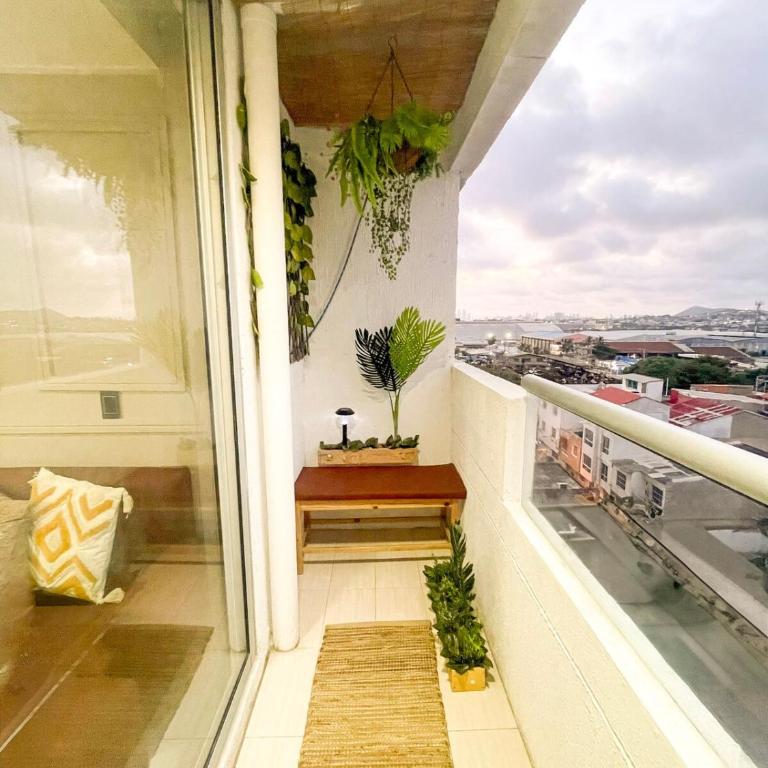 Business Stay More30Days Fast WiFi Premium Comfort - Two-Bedroom Apartment - 77
