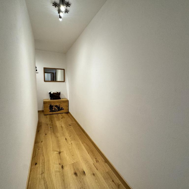 Trilocale con balcone San Gerolamo 055 - Appartamento con 2 Camere da Letto - 7