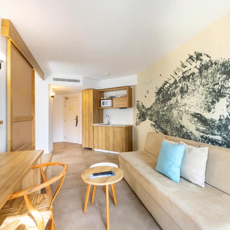 Sofia Alcudia Beach - Deluxe One-Bedroom Apartment - 1