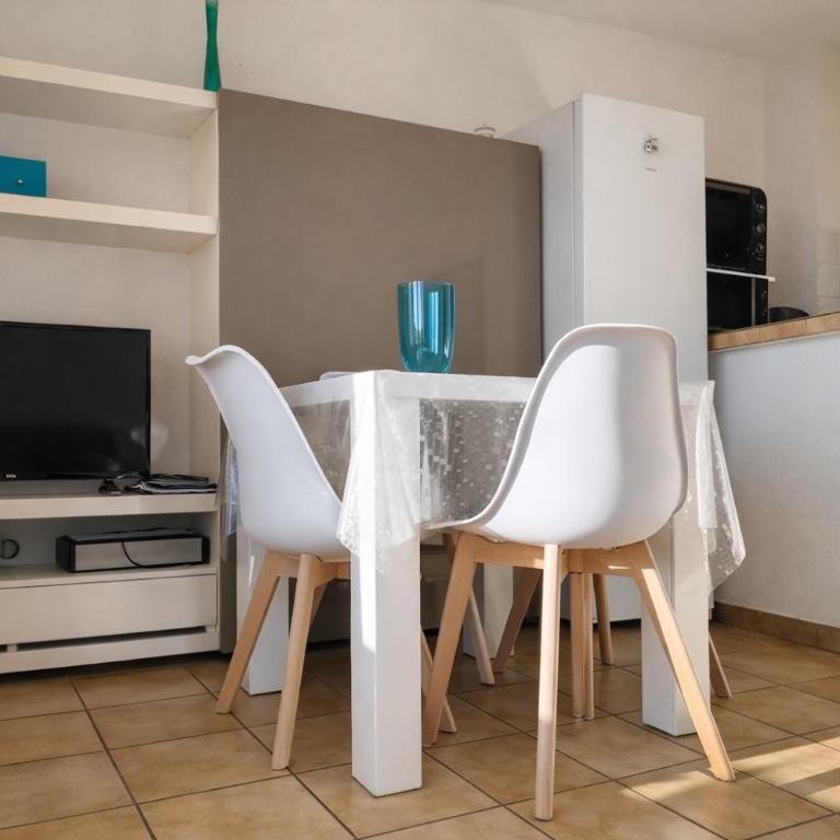 Studio cabine climatise Malibu Village - Apartamento Estudio con balcón - 7