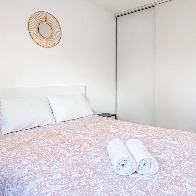 La forêt, T3 Design, Parking, Face à la Gare - Two-Bedroom Apartment - 16