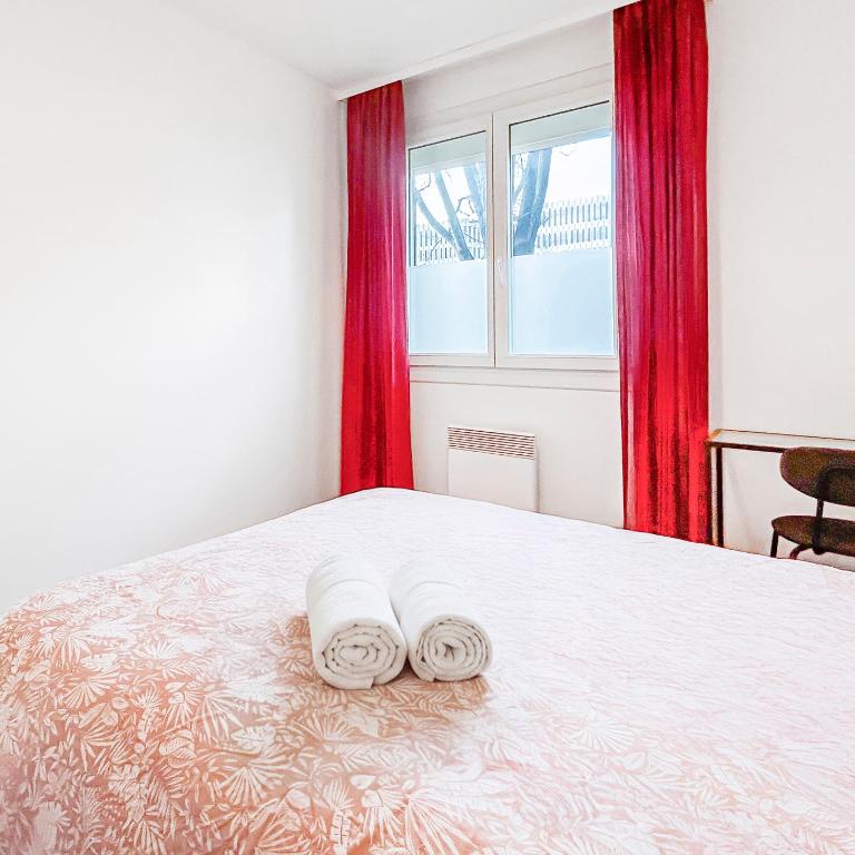 La forêt, T3 Design, Parking, Face à la Gare - Two-Bedroom Apartment - 18