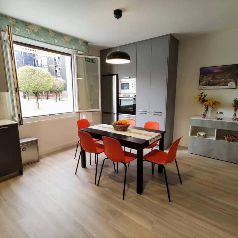 Apartamento Larraina - Three-Bedroom Apartment - 2