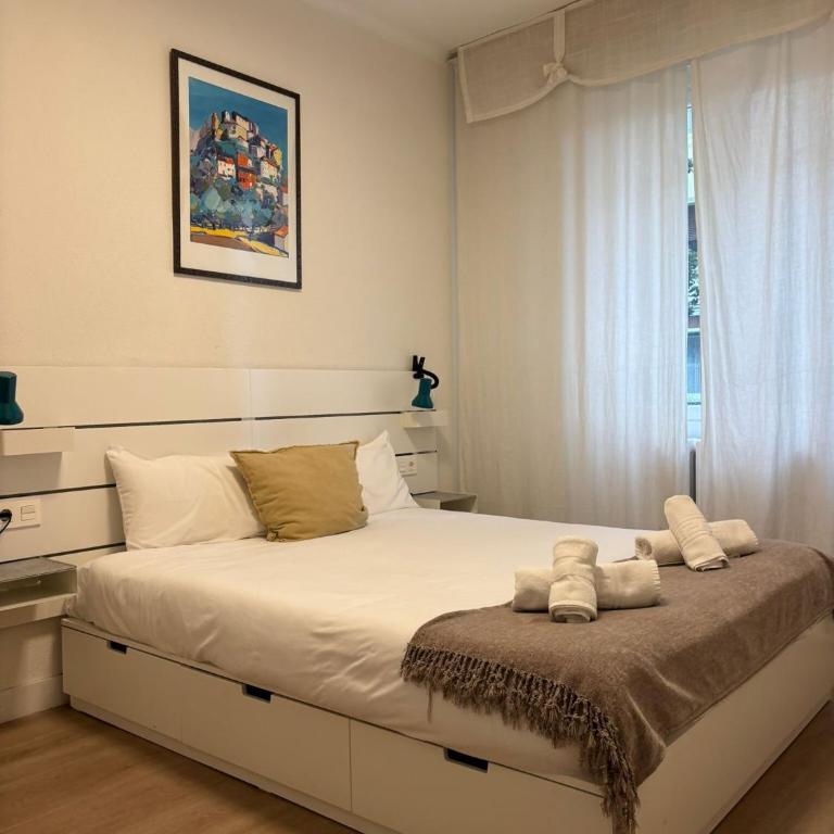Apartamento Larraina - Three-Bedroom Apartment - 10