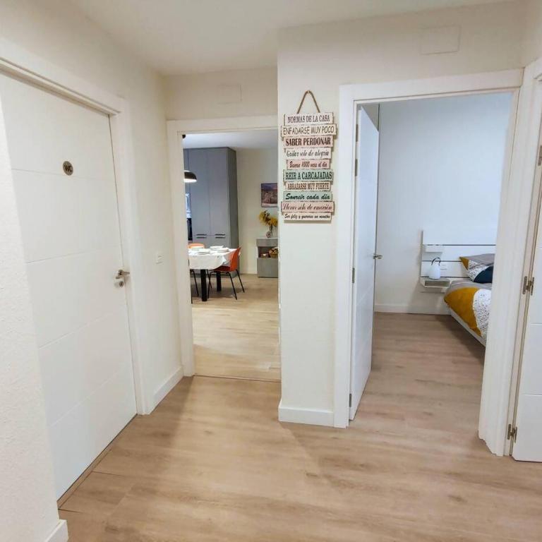 Apartamento Larraina - Three-Bedroom Apartment - 17
