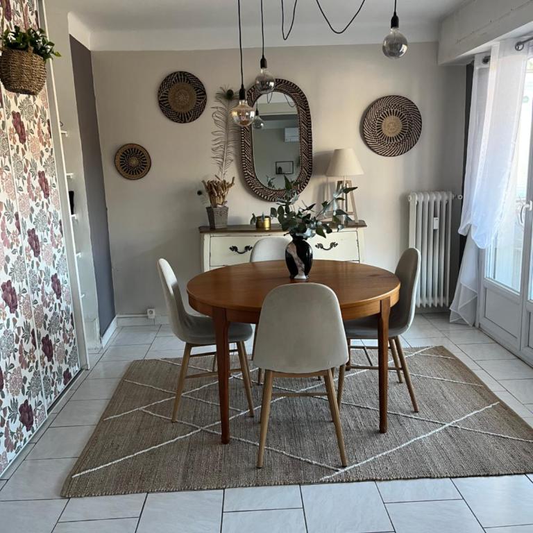 Appartement à proximité du jardin Olbius Riquier - Appartement 1 Chambre - 4
