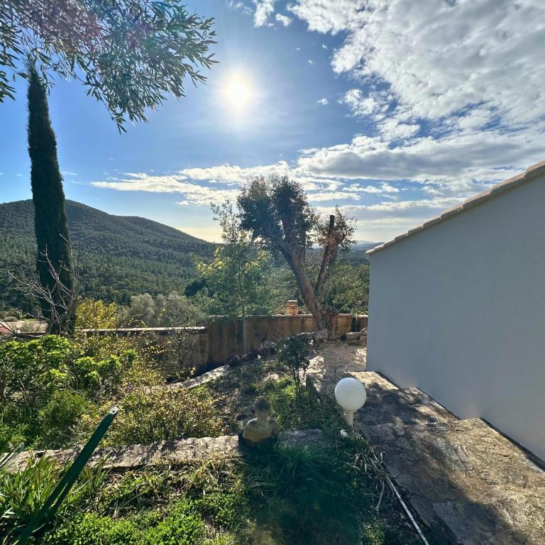 Mazet Gaspard climatisé pour 7 personnes sur le Domaine de Valcros à la Londe Les-Maures - Maison de Vacances 4 Chambres - 6