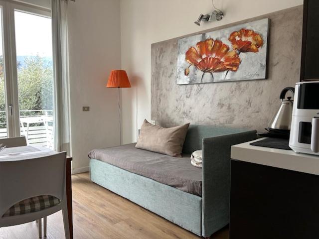 Apartments Lago Malcesine - Appartamento con 2 Camere da Letto e Terrazza - 9