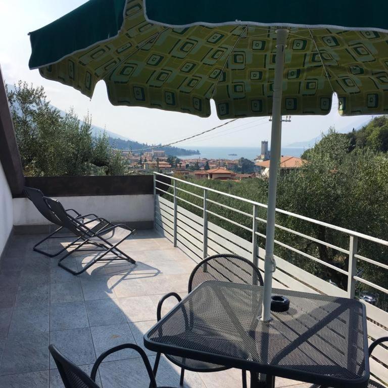 Apartments Lago Malcesine - Appartamento con 2 Camere da Letto e Terrazza - 3