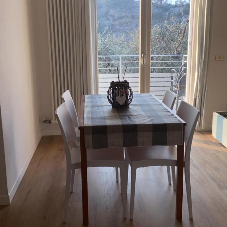 Apartments Lago Malcesine - Appartamento con 2 Camere da Letto e Terrazza - 8