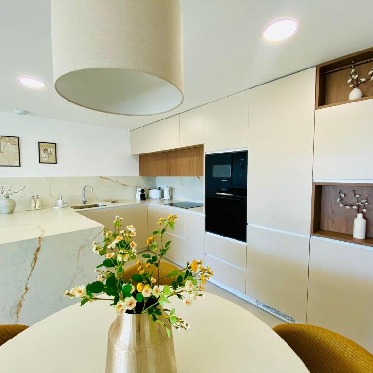 LUXURY ENCINA 57 1ST FLOOR APARTMENT SANTA ROSALIA RESORT by PREMIUM SPAIN PROPERTIES - Apartamento de 2 dormitorios - 10