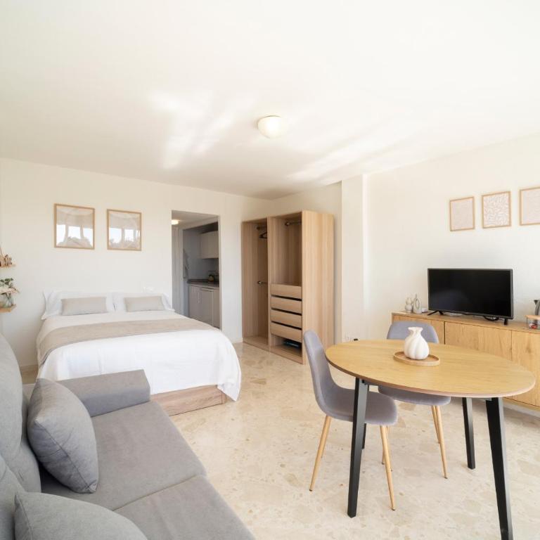 Estudio Coronado Piscina y Playa - One-Bedroom Apartment - 4