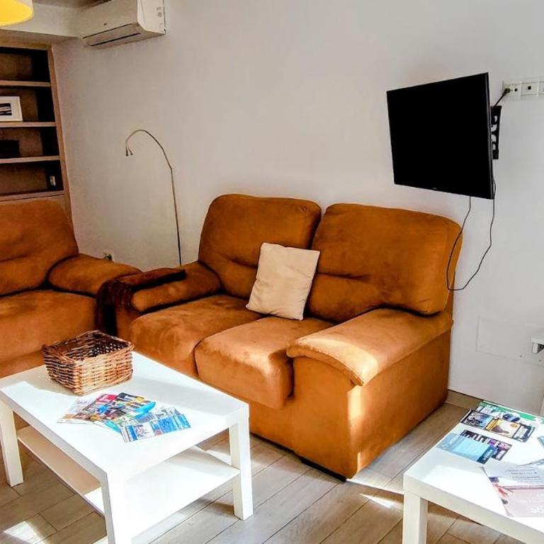 Fuengirola" San Francisco Beach" by Acomodation - Apartamento de 1 dormitorio - 12