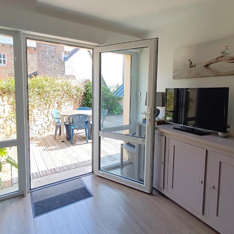 Maison 5 pers avec grande terrasse VUE MER à PERROS-GUIREC - Réf 551 - Maison 3 Chambres - 5