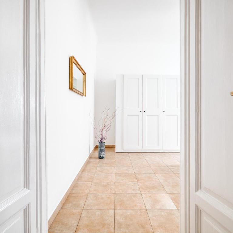 The Lightflat-Bonghi - Appartamento con 2 Camere da Letto - 13
