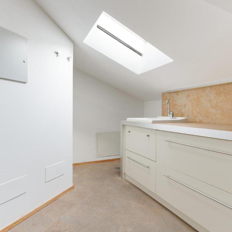 GuestHost - 500sqm luxury with Spa, Gym, Terrace, Game Room & Garage - Appartamento con 3 Camere da Letto - 68