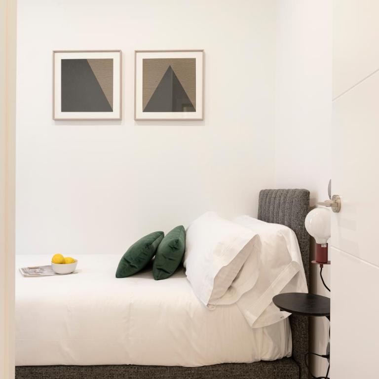Carmen - Two-Bedroom Apartment - 10
