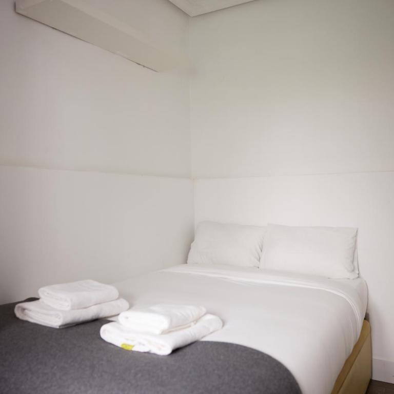 Apartamento en Calle Pez, Madrid - Two-Bedroom Apartment - 7