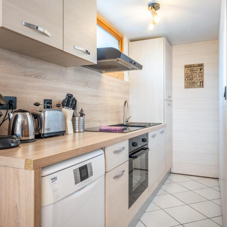 Le Chalet des 3 Monts - Appartement 2 Chambres avec Vue sur la Montagne - 1