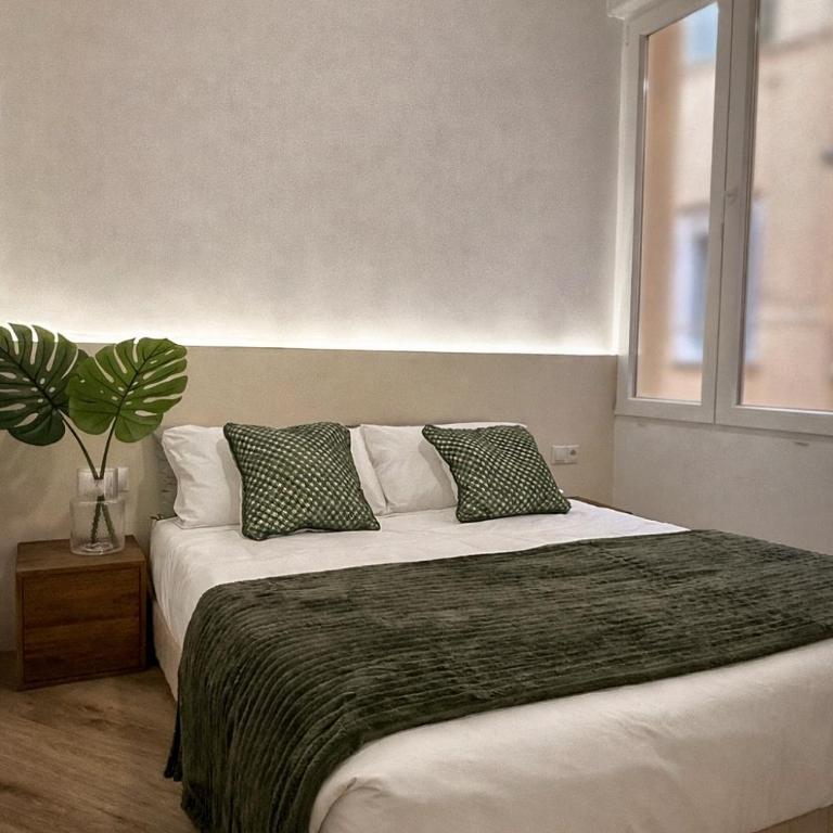 Calle de la Cruz habitaciones - Double Room with Private Bathroom - 1