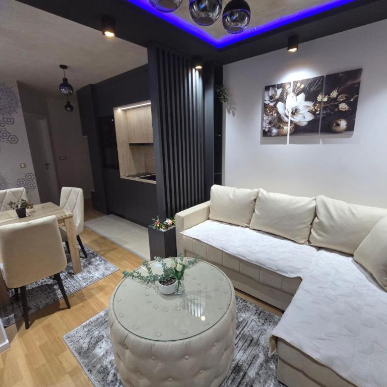 Royal Lux - Apartman sa 1 Spavaćom Sobom - 4