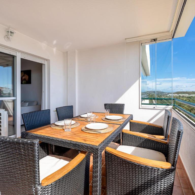 Golf Views Mirador de Miraflores Apt - Apartment with View - 10