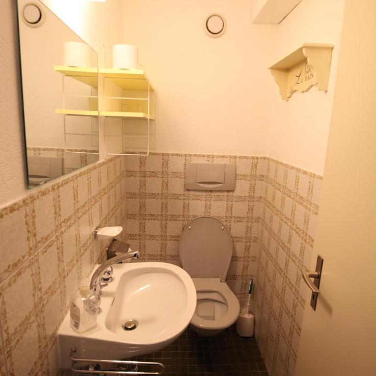New renovated apartment in center of Davos - Apartment mit Blick auf die Berge - 35