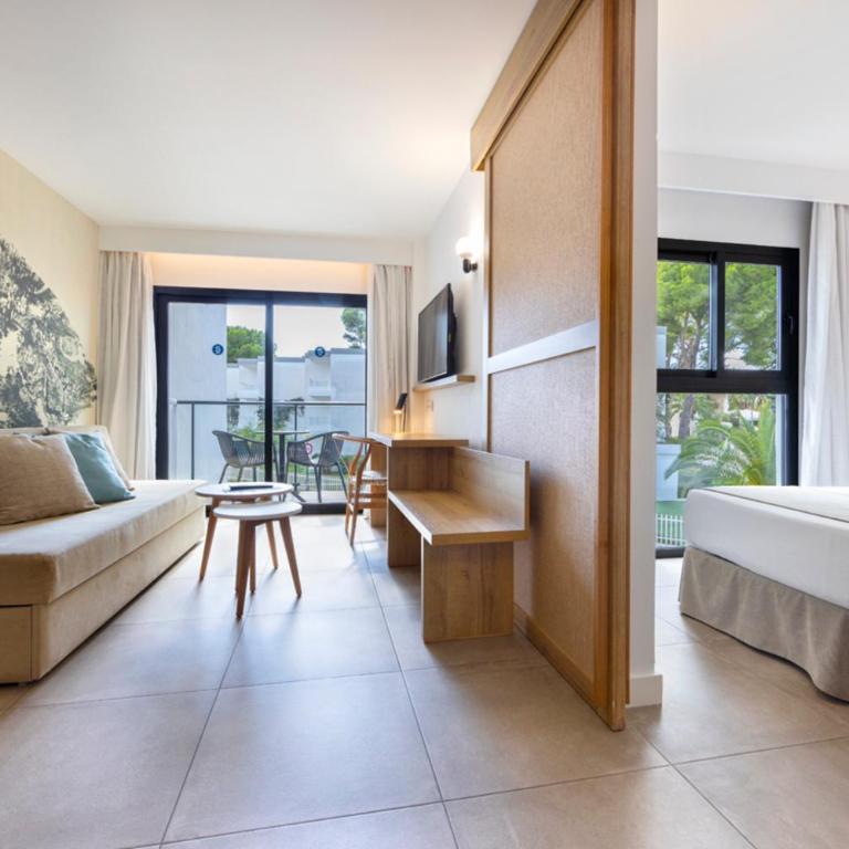 Sofia Alcudia Beach - Deluxe One-Bedroom Apartment - 4