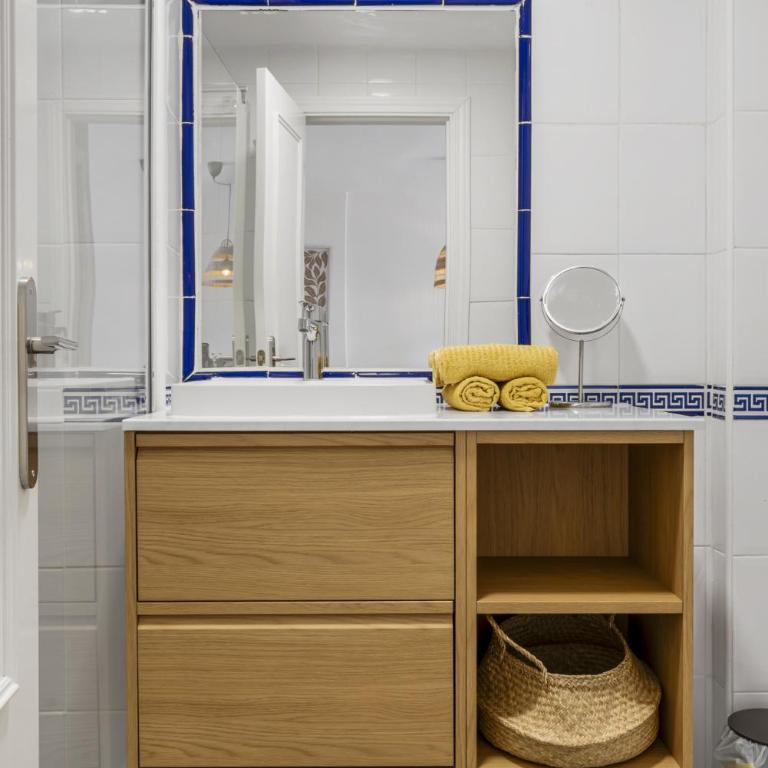 Rooftop Torrequebrada Holiday Apartment - Apartment with Terrace - 8