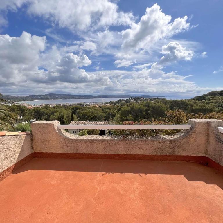 CA000-360 Villa 4 pièces 6 Personnes CAVALAIRE-SUR-MER - Maison 3 Chambres - 9