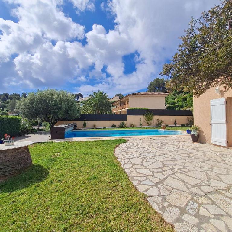 CA000-360 Villa 4 pièces 6 Personnes CAVALAIRE-SUR-MER - Maison 3 Chambres - 16