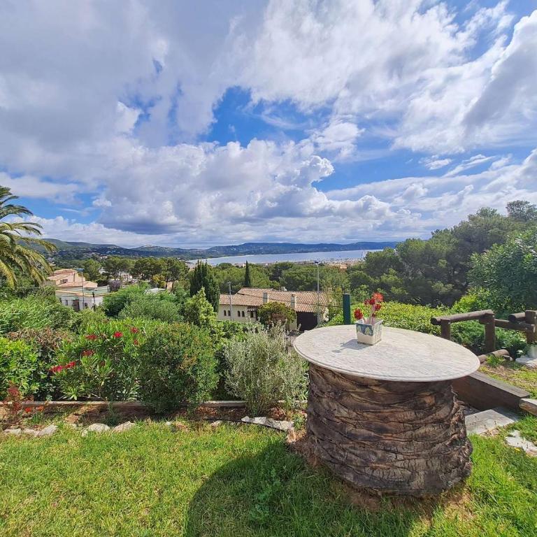 CA000-360 Villa 4 pièces 6 Personnes CAVALAIRE-SUR-MER - Maison 3 Chambres - 18