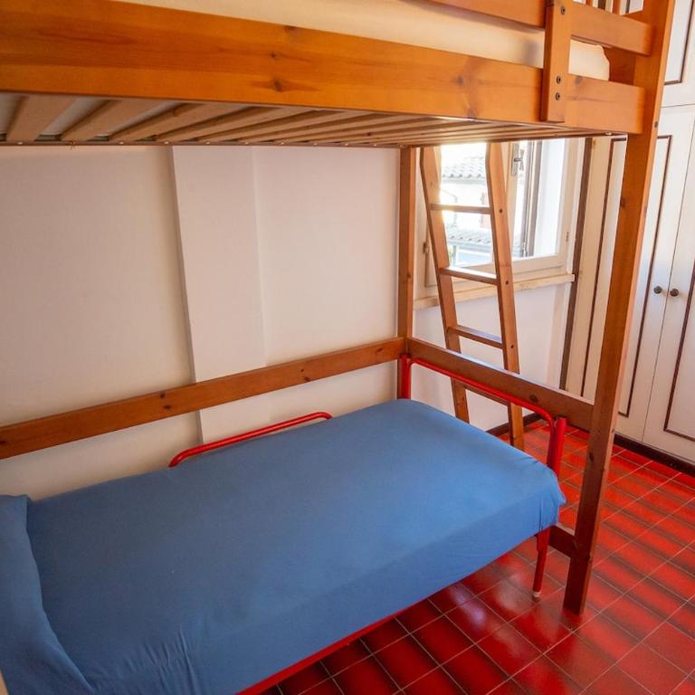 Trilocale con aria condizionata vicino al mare - Appartamento con 2 Camere da Letto e Balcone - 8