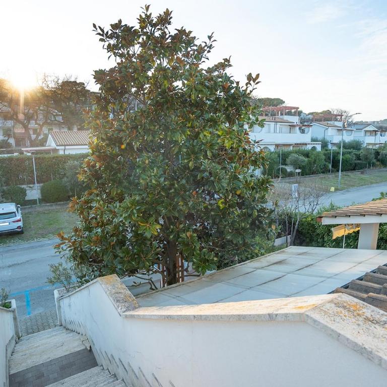 Trilocale con aria condizionata vicino al mare - Appartamento con 2 Camere da Letto e Balcone - 9