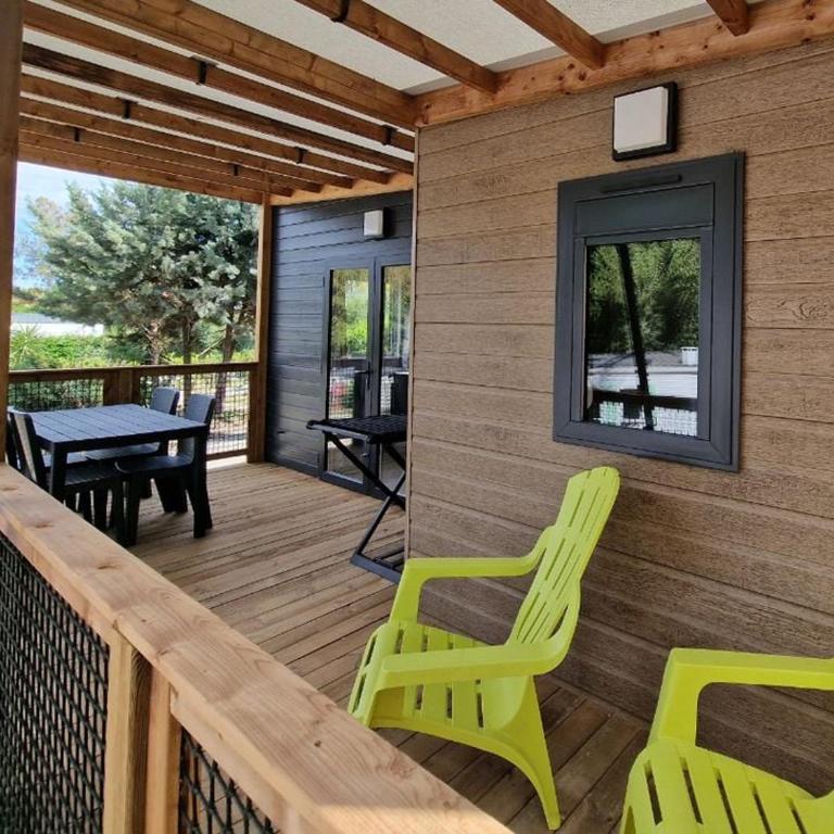 Camping La Provençale - Maeva - Two-Bedroom Chalet - 3
