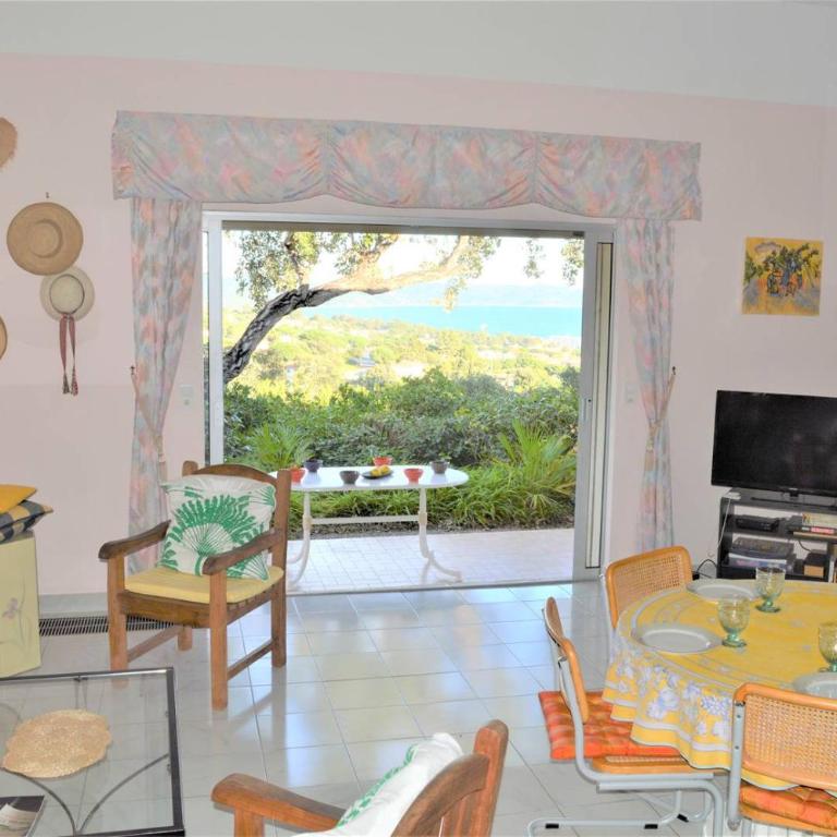 CA000-109 MAISON 5 PIÈCES POUR 6 Personnes À CAVALAIRE - Maison 3 Chambres - 3