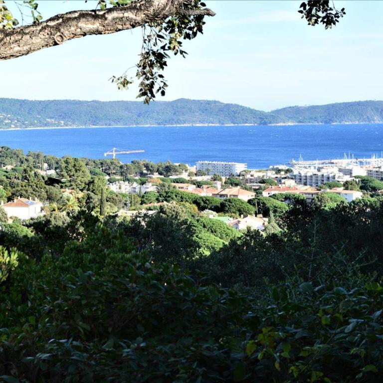 CA000-109 MAISON 5 PIÈCES POUR 6 Personnes À CAVALAIRE - Maison 3 Chambres - 15