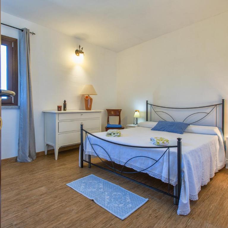 Villa Armonia - Vista mare, con Piscina e BBQ by Host Hero - Villa with Private Pool - 26