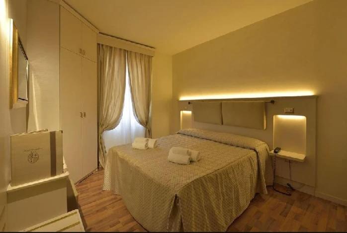 Hotel Arcobaleno - Camera Matrimoniale Superior - 3