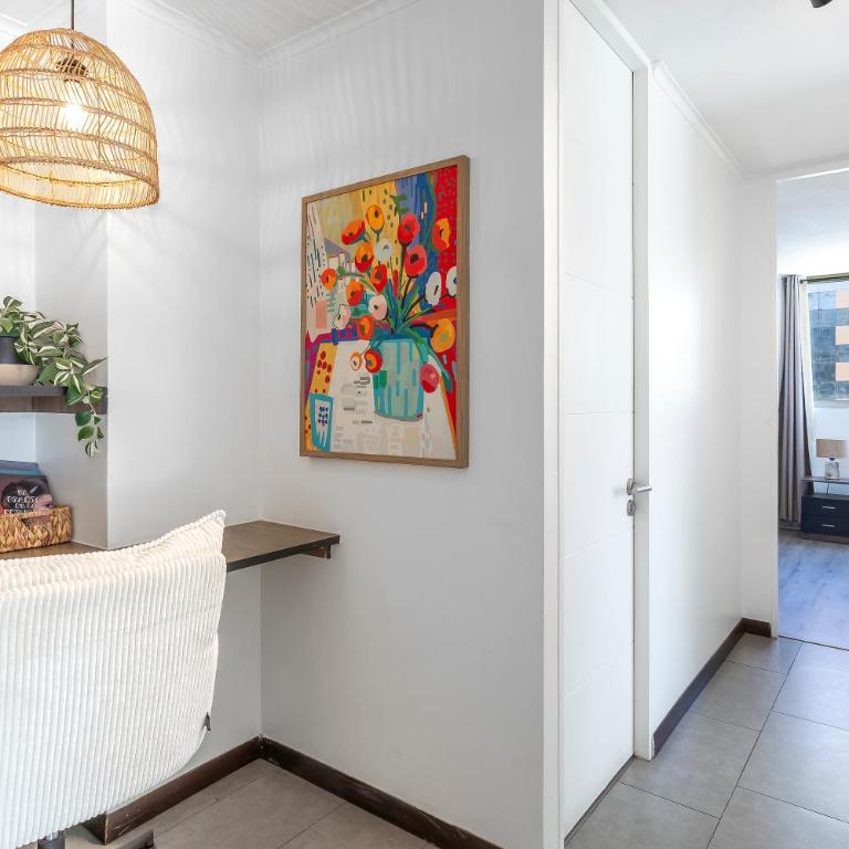 Depto a pasos del Parque Arauco con Piscina y Aire Acondicionado - Two-Bedroom Apartment - 15