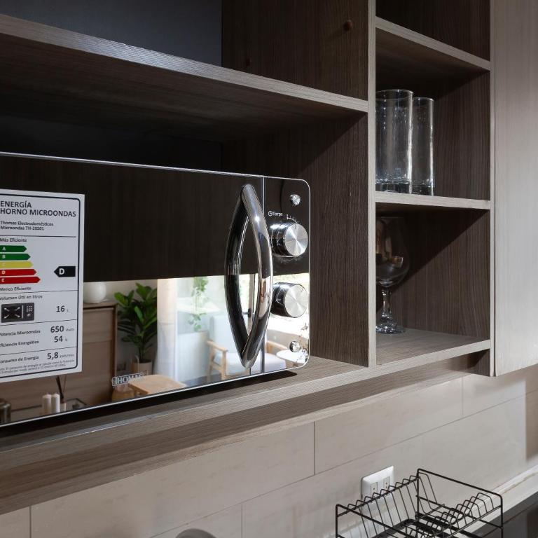 Depto a pasos del Parque Arauco con Piscina y Aire Acondicionado - Two-Bedroom Apartment - 22